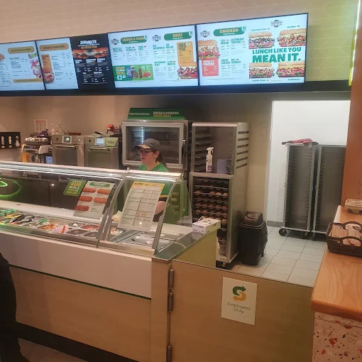 Subway Food and Restaurant | Fast Food