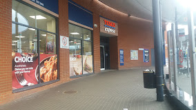 Tesco Express Shopping | Supermarket