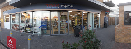 Tesco Express Shopping | Supermarket