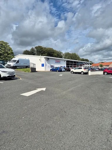 Tesco Superstore Shopping | Supermarket