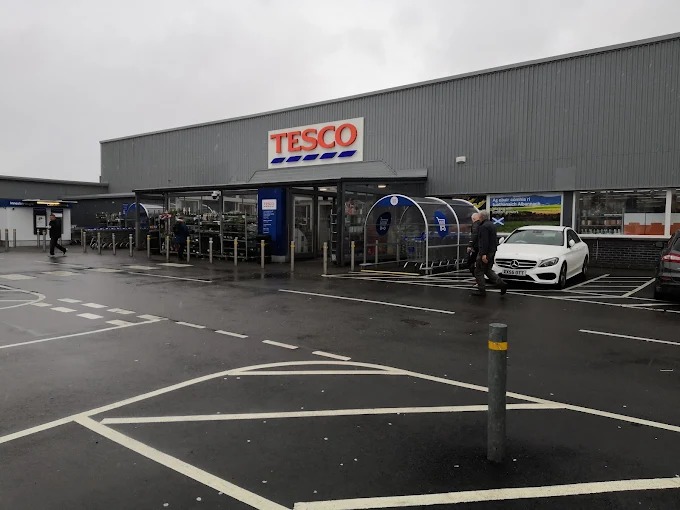 Tesco Superstore Shopping | Supermarket