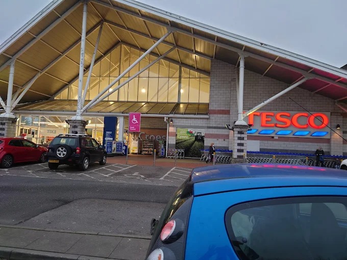 Tesco Superstore Shopping | Supermarket