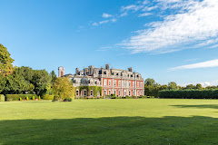 Tring Park School for the Performing Arts Education | Schools