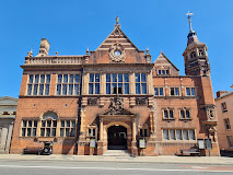 Worcester City Art Gallery and Museum Travel | Museums